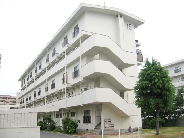 松が丘住宅18号棟