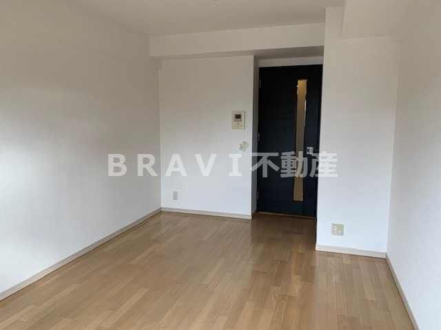 アーデン堺筋本町　BRAVI不動産の寝室|【アーデン堺筋本町】広くて明るい寝室