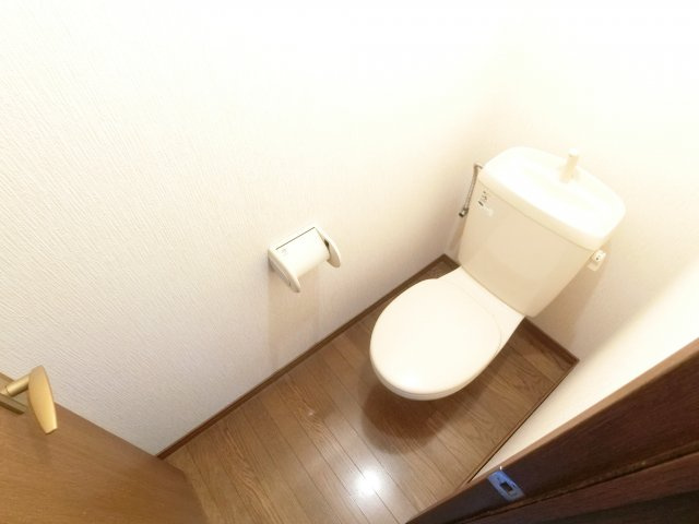 ベルメゾン一須賀3号館のトイレ