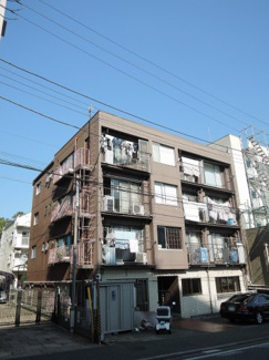 【外観】 | 京急線「黄金町」駅徒歩3分の好立地。