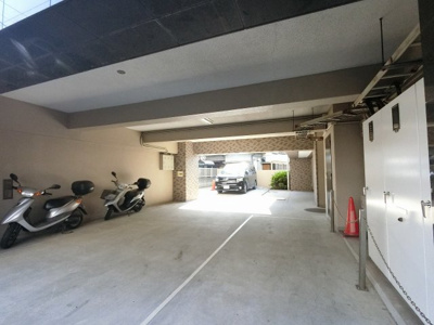 【その他共用部分】 | パルミナード梅屋敷 | バイク置場