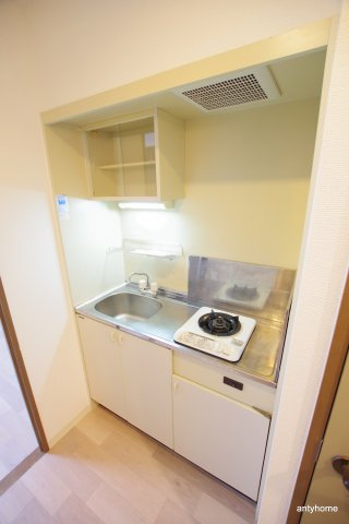 アーバンコートHRT 仲介手数料無料のキッチン