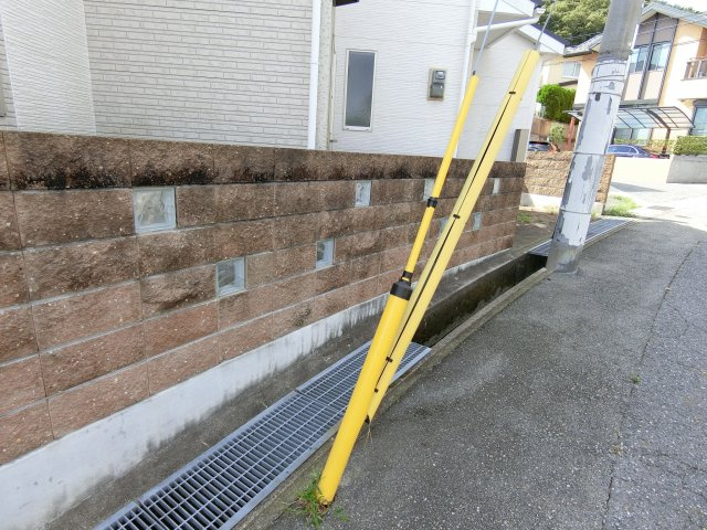 神戸市垂水区神和台1丁目　中古戸建の前面道路含む現地写真