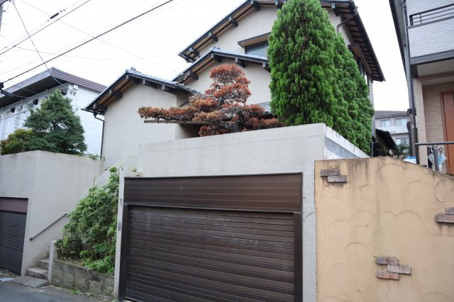 花見川区幕張本郷７丁目　売地　建築条件なし　の外観|解体前