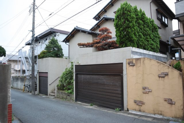 花見川区幕張本郷７丁目　売地　建築条件なし　の外観|千葉市花見川区幕張本郷７丁目　売地　解体前