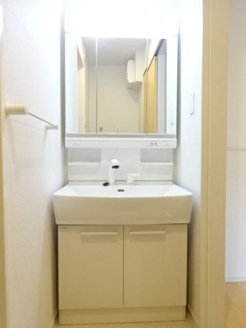 エスポワール4の独立洗面台