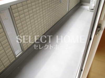 【バルコニー】 | オリーブ錦 | 暖かな日差しのふりそそぐバルコニー