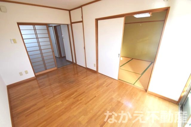 【居間・リビング】 | 使いやすい居間です