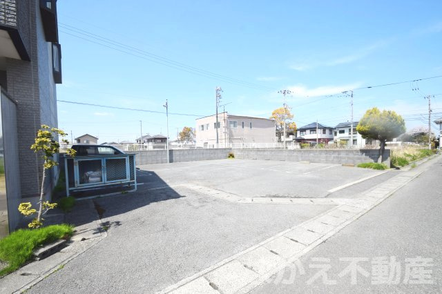 【駐車場】 | 車をお持ちの方に嬉しい駐車場付きの物件です