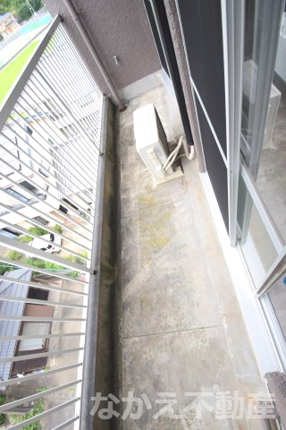 【バルコニー】 | 開放的で明るい空間を演出してくれるバルコニーです