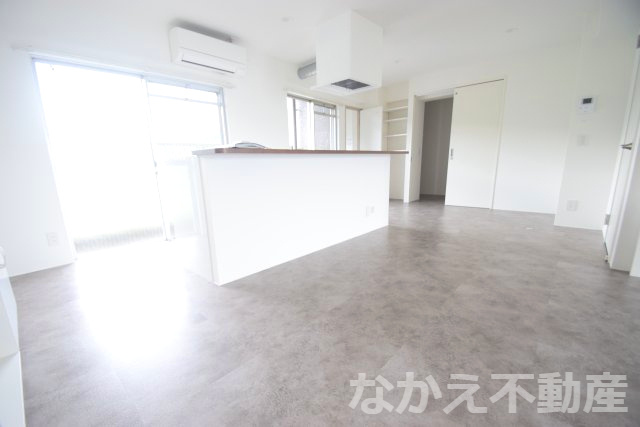 【居間・リビング】 | 使いやすい居間です