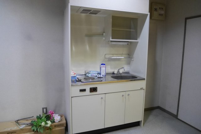 城南第２ビル　2階北側のキッチン