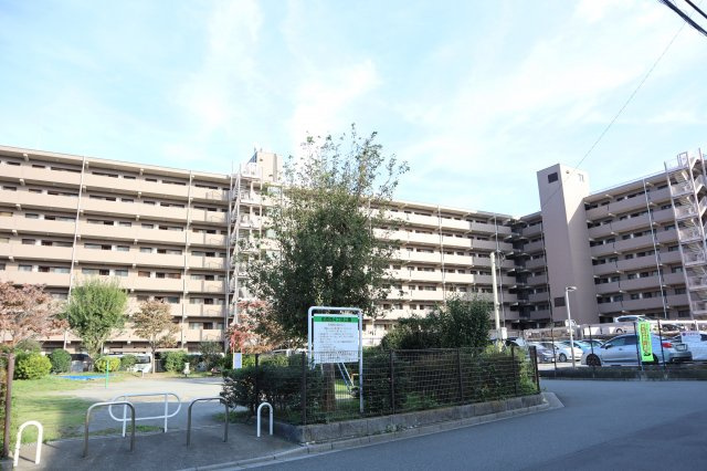 ファミール津田沼　人気の１階部分　専用庭付の外観|ファミール津田沼　人気の１階部分　専用庭付　JR総武線「津田沼駅」徒歩９分