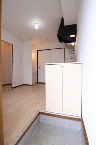塩屋ヴィレッジCの玄関