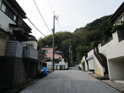 【前面道路含む現地写真】 | 高知市十津1丁目 中古売家 3DK | 高台　高知県防災マップ津波浸水予測区域外