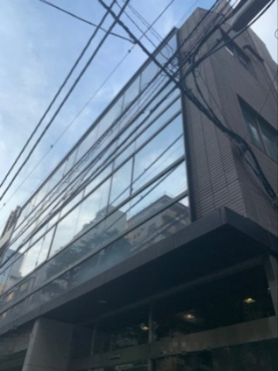 三友ビルの外観