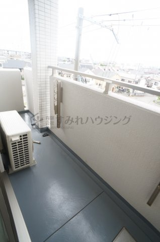 パークサイド宝塚のバルコニー|参考、同建物・同間取りの号室