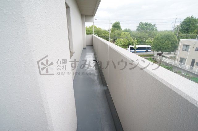 パークサイド宝塚のバルコニー|参考、同建物・同間取りの号室