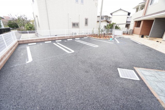 【駐車場】