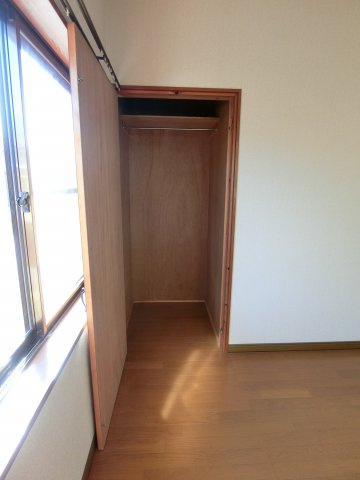 白子関貸家の収納