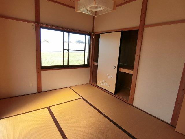 白子関貸家の和室|和室→洋室