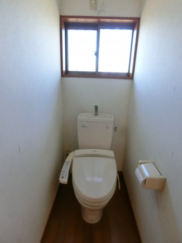 白子関貸家のトイレ
