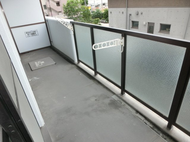 ロイヤル三国のバルコニー