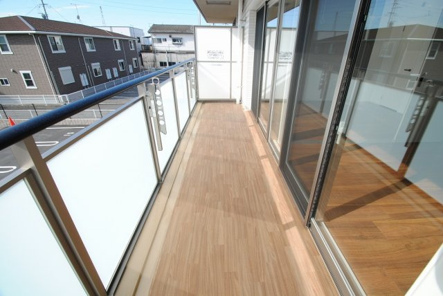 ムーンコート梅満のバルコニー|内装イメージ：同物件別室
