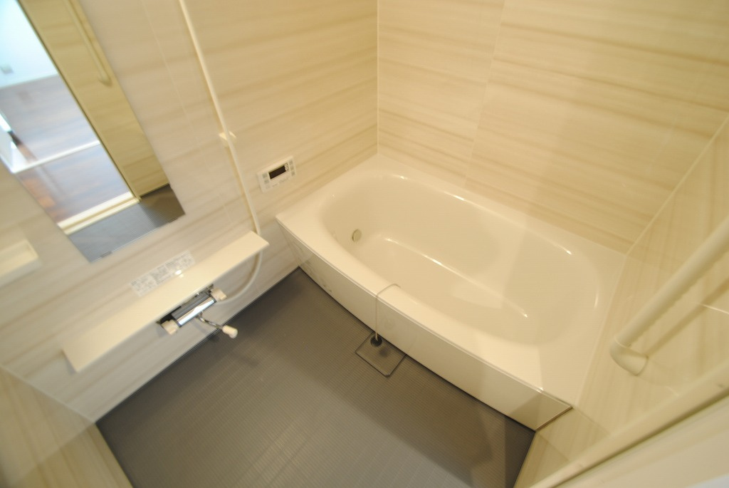 ムーンコート梅満の浴室|内装イメージ：同物件別室