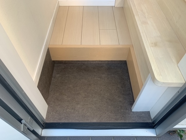 【玄関】 | グランエッグス三軒茶屋
