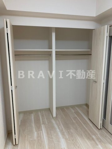 ラクラス本町東　BRAVI不動産の収納|【スプランディット本町東】こまごまとしたものを収納できそうですね