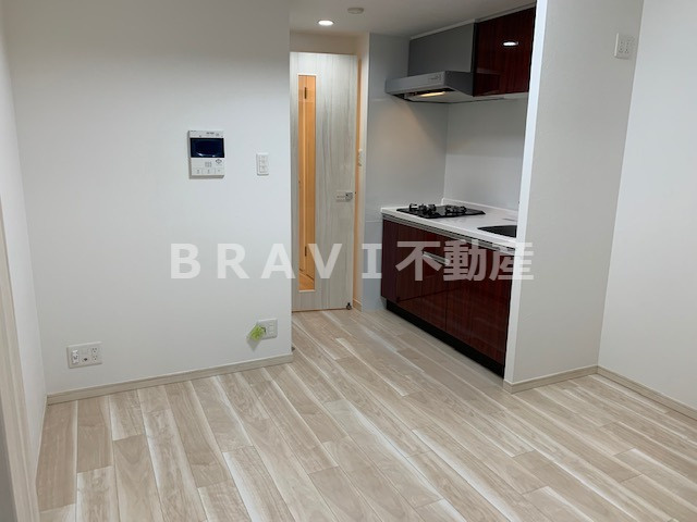 ラクラス本町東　BRAVI不動産の居間・リビング|【ラクラス本町東】