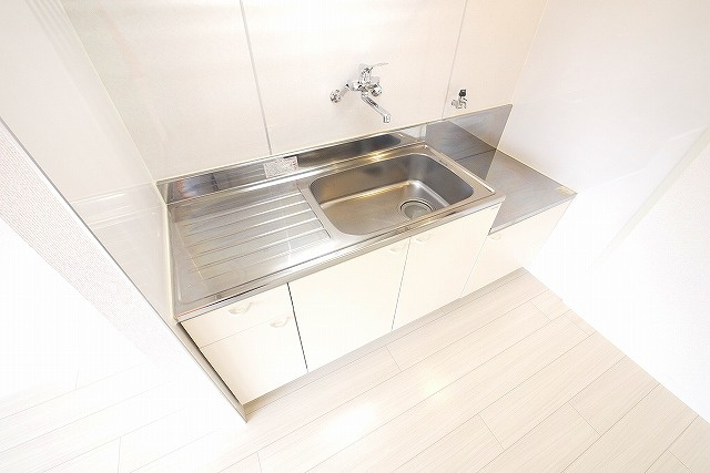 南ハイツのキッチン|お料理しやすいキッチンです