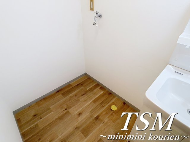 コーポラス美光の洗面所|室内洗濯機置場