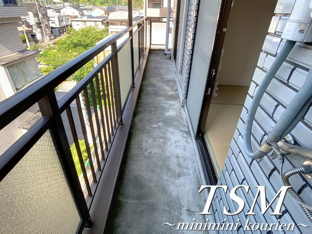 コーポラス美光のバルコニー