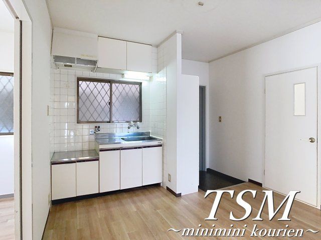 コーポラス美光の居間・リビング