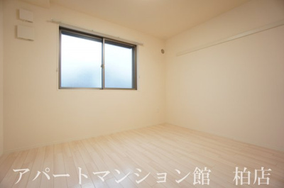 【寝室】 | グランドゥール　エス