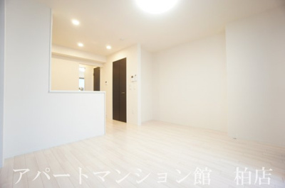 【居間・リビング】 | グランドゥール　エス