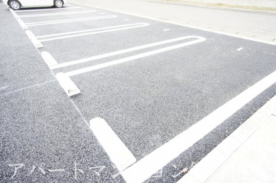 【駐車場】 | グランドゥール　エス