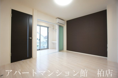 【居間・リビング】 | グランドゥール　エス