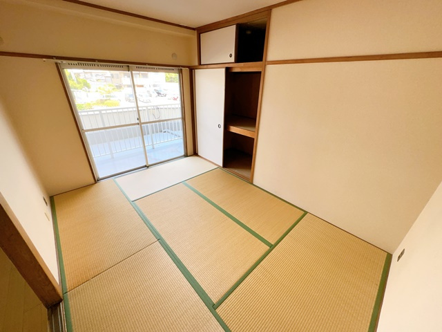 【寝室】 | 三恵吹田ハイツ