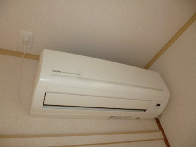 メゾンセンチュリーAの設備|LDKエアコン
