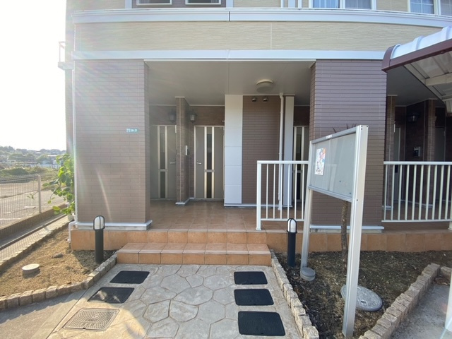 プロムナード桃山のエントランス