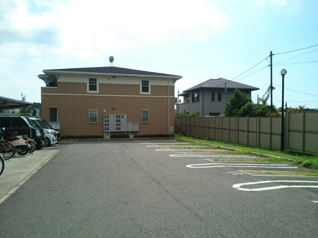 パークサイドステージの駐車場