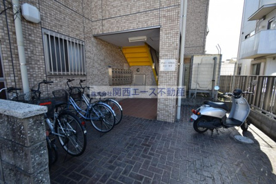 【エントランス】 | プルメリアコート