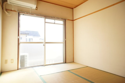 【内装】 | コンフォーティアⅢ | 内装は落ち着いています