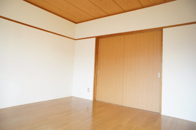 【内装】 | コンフォーティアⅢ | 過ごしやすい室内です