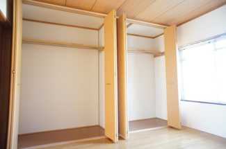 【収納】 | コンフォーティアⅢ | たっぷりとした収納スペースです