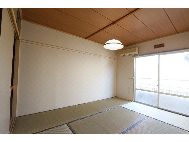 パレーシャル今福の和室