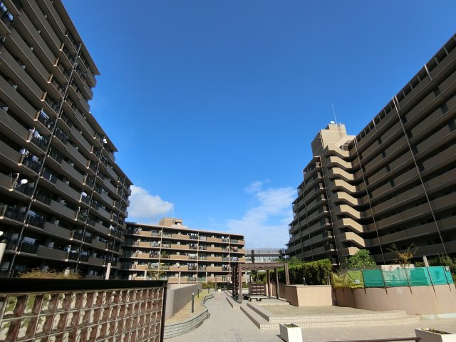 朝日プラザCITYウェストヒル神戸A棟のその他共用部分|パティオスペースから